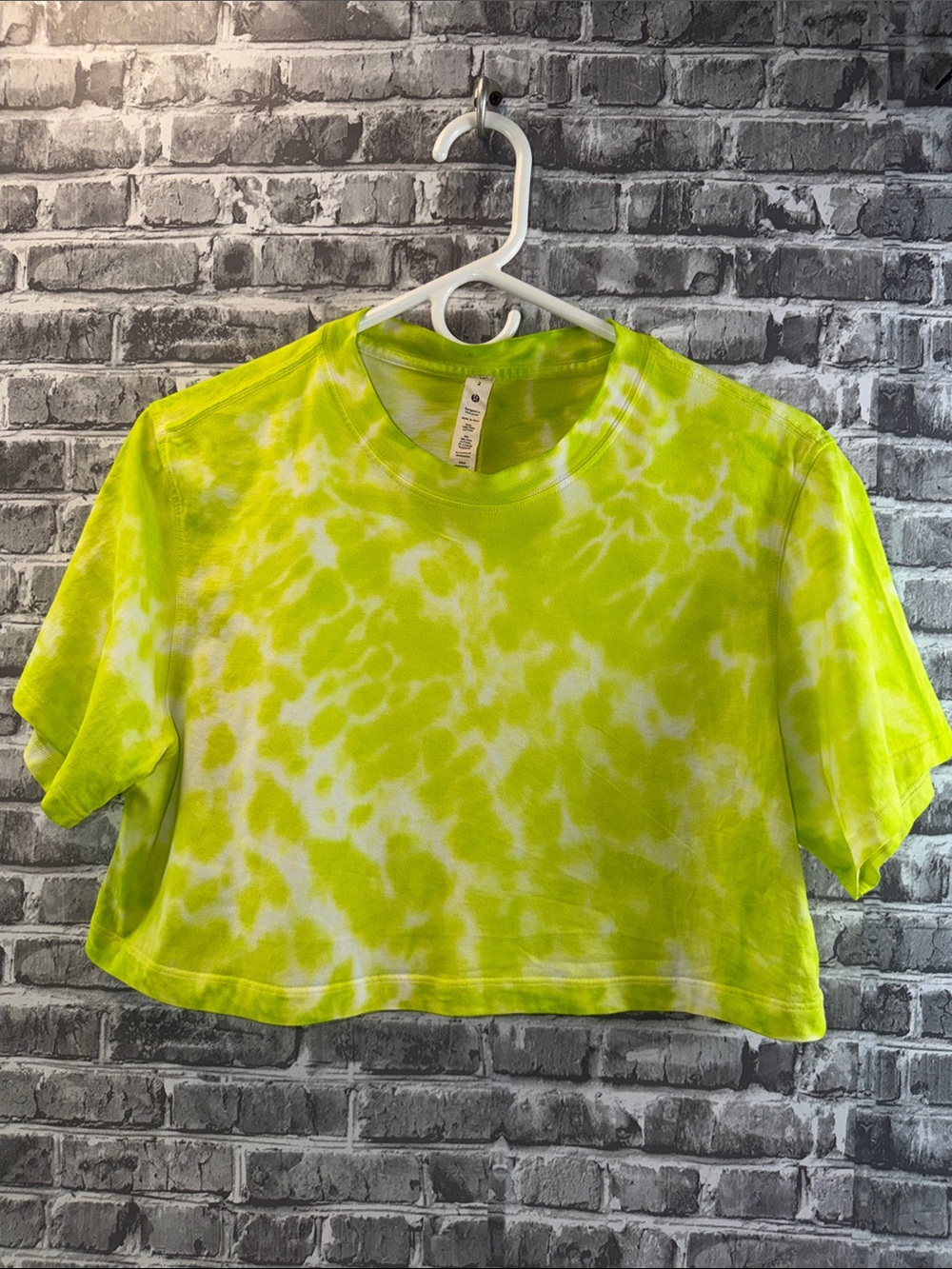 Lululemon Neon Yellow Tie-Dye Cropped Tee - Women